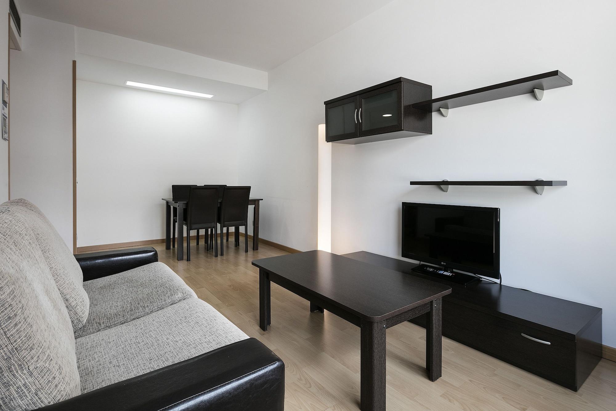 Madrid Airport Suites, Affiliated By Melia Εξωτερικό φωτογραφία