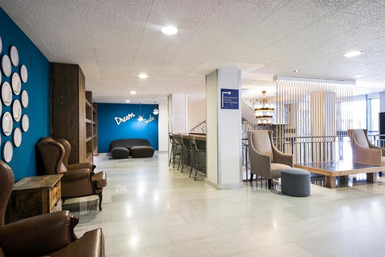 Madrid Airport Suites, Affiliated By Melia Εξωτερικό φωτογραφία